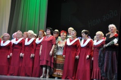 Воткинские пенсионеры поставили спектакль «Нам года не беда!»