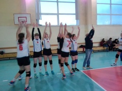 Сборная команда девочек по волейболу вышла в полуфинал первенства Удмуртии